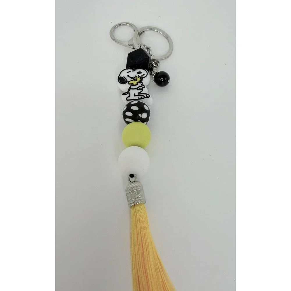 Snoopy Key Chain With Tassel